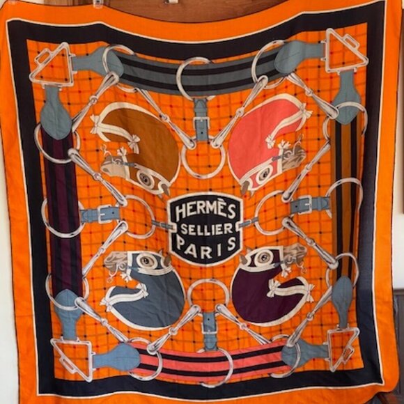 AUTHENTIC HERMES Sellier Henri D'Origny Shawl Wrap Orange Cashmere Silk … - Picture 3 of 16